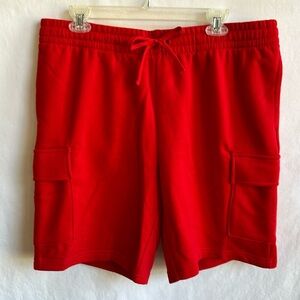 Tek Gear NWT red ultra-soft fleece cargo shorts, size L